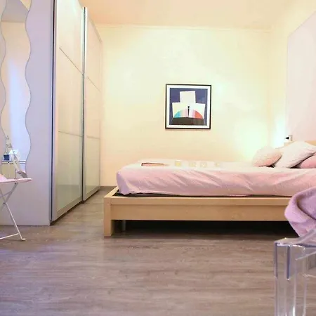 Apartment La Perla Piccolo In Piazza Orta San Giulio