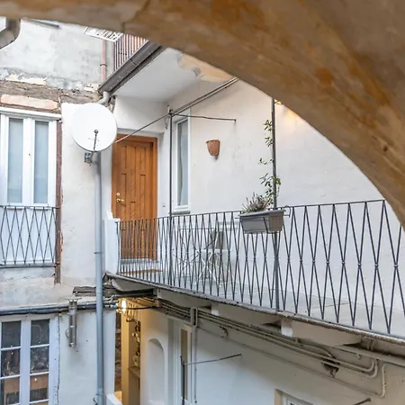 La Perla Piccolo In Piazza Orta San Giulio